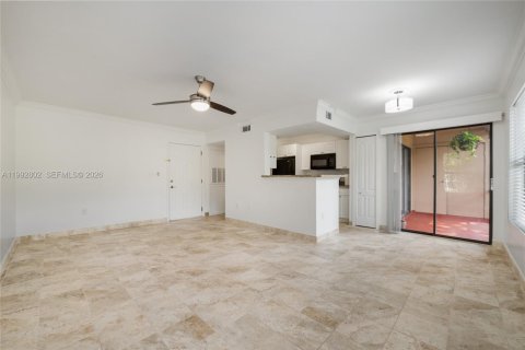 Condominio en Miami, Florida, 1 dormitorio  № 2056699