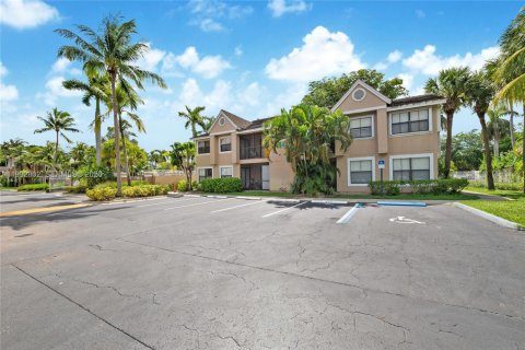 Condominio en alquiler en Miami, Florida, 1 dormitorio, 60.48 m2 № 2056699 - foto 12