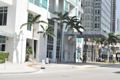 Copropriété à louer à Miami, Floride: 2 chambres, 94.48 m2 № 1804221 - photo 2