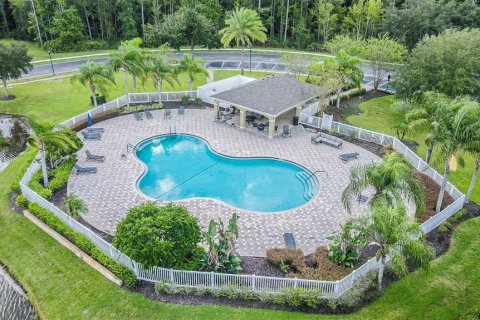 Touwnhouse à vendre à Tampa, Floride: 2 chambres, 108.97 m2 № 2378254 - photo 4