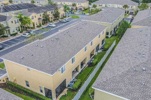 Touwnhouse à vendre à Tampa, Floride: 2 chambres, 108.97 m2 № 2378254 - photo 30