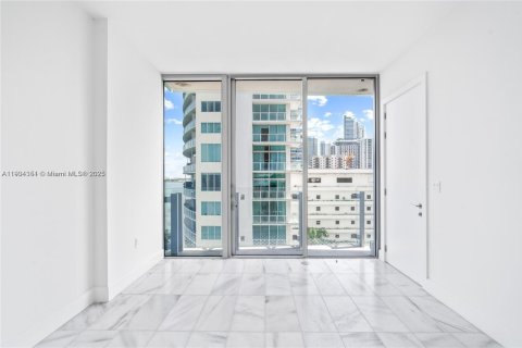 Купить кондоминиум в Майами, Флорида 1 спальня, 72м2, № 1955095 - фото 3