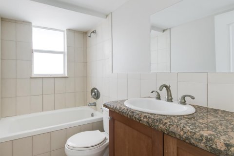 Copropriété à louer à Fort Lauderdale, Floride: 2 chambres, 81.29 m2 № 2085862 - photo 18