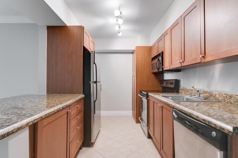 Copropriété à louer à Fort Lauderdale, Floride: 2 chambres, 81.29 m2 № 2085862 - photo 10