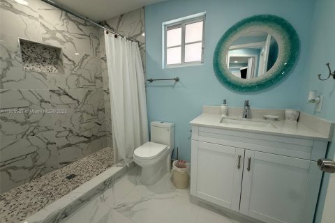 Villa ou maison à louer à Miami, Floride: 2 chambres, 169.83 m2 № 1964170 - photo 9