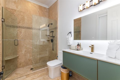 Casa en alquiler en Fort Lauderdale, Florida, 7 dormitorios, 539.48 m2 № 1959616 - foto 15