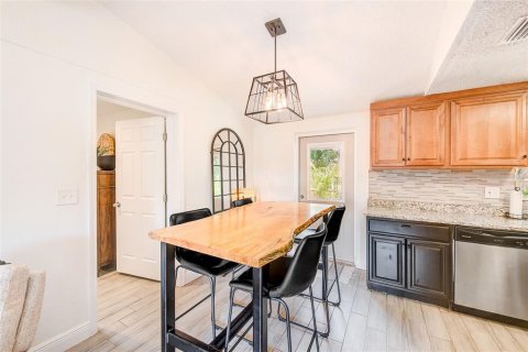 Villa ou maison à vendre à Clearwater, Floride: 3 chambres, 105.54 m2 № 2412677 - photo 8