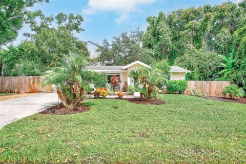 Villa ou maison à Clearwater, Floride 3 chambres, 105.54 m2 № 2412677