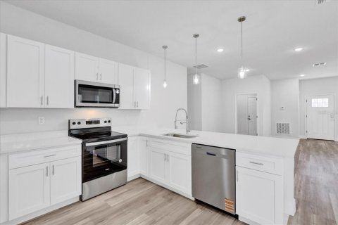 Casa en venta en Ocala, Florida, 4 dormitorios, 170.29 m2 № 1917213 - foto 21