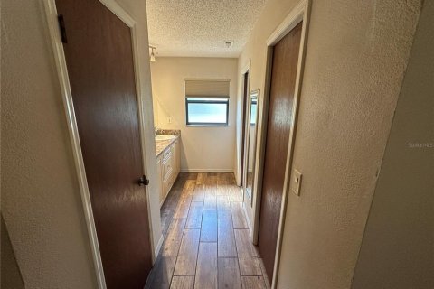 Villa ou maison à vendre à Port Charlotte, Floride: 4 chambres, 261.61 m2 № 1642293 - photo 21