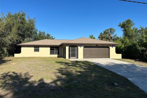 Villa ou maison à vendre à Port Charlotte, Floride: 4 chambres, 261.61 m2 № 1642293 - photo 1