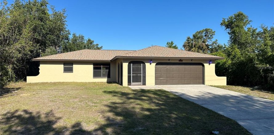 Casa en Port Charlotte, Florida 4 dormitorios, 261.61 m2 № 1642293