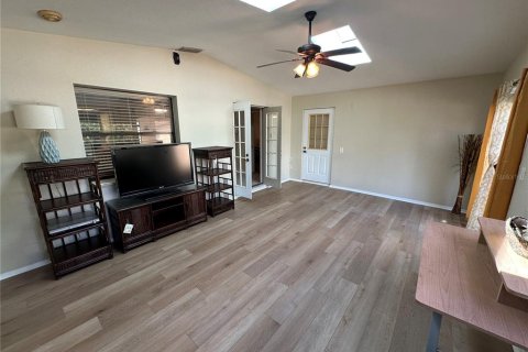 Villa ou maison à vendre à Port Charlotte, Floride: 4 chambres, 261.61 m2 № 1642293 - photo 28