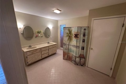 Villa ou maison à vendre à Port Charlotte, Floride: 4 chambres, 261.61 m2 № 1642293 - photo 17