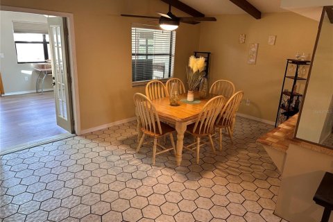Villa ou maison à vendre à Port Charlotte, Floride: 4 chambres, 261.61 m2 № 1642293 - photo 9