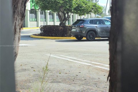 Copropriété à louer à Palmetto Bay, Floride: 1 chambre, 53.42 m2 № 1976352 - photo 20