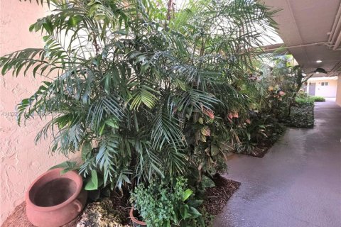 Copropriété à louer à Palmetto Bay, Floride: 1 chambre, 53.42 m2 № 1976352 - photo 21