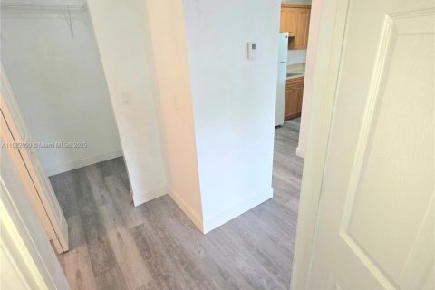 Copropriété à louer à Palmetto Bay, Floride: 1 chambre, 53.42 m2 № 1976352 - photo 11