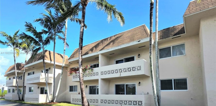 Condo à Palmetto Bay, Floride, 1 chambre № 1976352