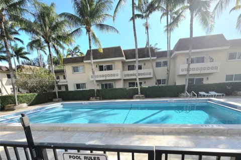 Copropriété à louer à Palmetto Bay, Floride: 1 chambre, 53.42 m2 № 1976352 - photo 15