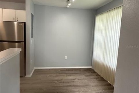 Condominio en alquiler en Sarasota, Florida, 1 dormitorio, 72.93 m2 № 1918260 - foto 7