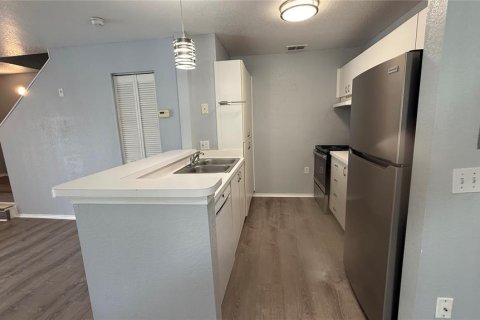 Condominio en alquiler en Sarasota, Florida, 1 dormitorio, 72.93 m2 № 1918260 - foto 4