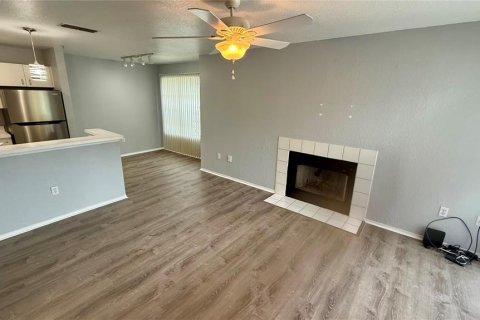 Condominio en alquiler en Sarasota, Florida, 1 dormitorio, 72.93 m2 № 1918260 - foto 6