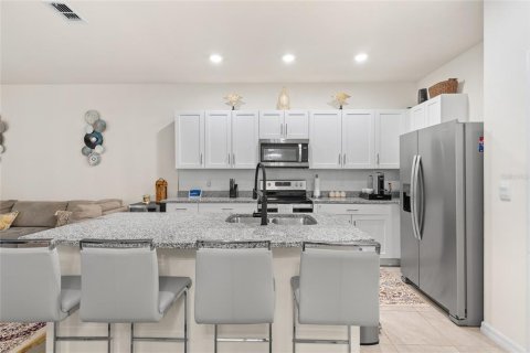Townhouse in Daytona Beach, Florida 3 bedrooms, 155.43 sq.m. № 1825292 - photo 5