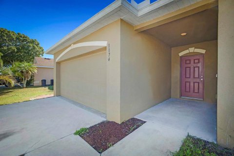 Villa ou maison à vendre à Port St. Lucie, Floride: 4 chambres, 174.1 m2 № 2087529 - photo 2