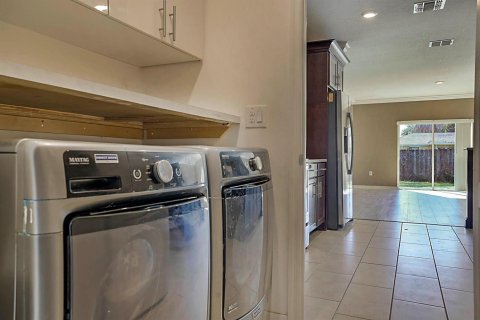 Villa ou maison à vendre à Port St. Lucie, Floride: 4 chambres, 174.1 m2 № 2087529 - photo 15