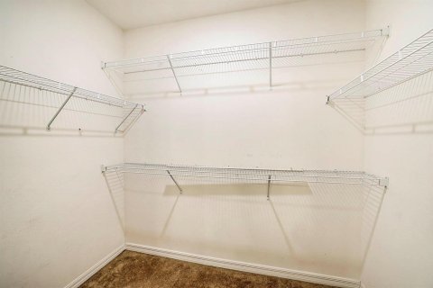 Villa ou maison à vendre à Port St. Lucie, Floride: 4 chambres, 174.1 m2 № 2087529 - photo 21