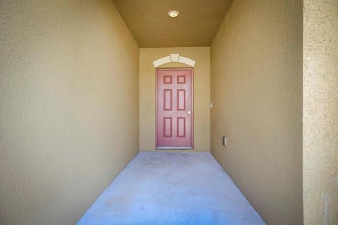 Villa ou maison à vendre à Port St. Lucie, Floride: 4 chambres, 174.1 m2 № 2087529 - photo 3