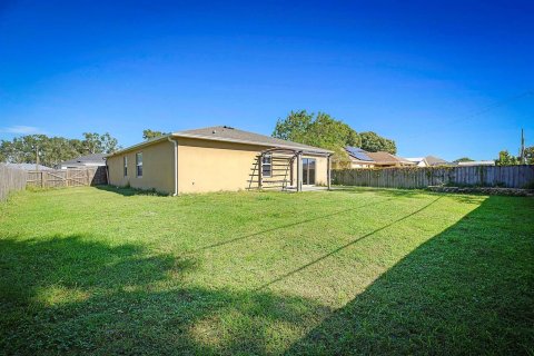 Villa ou maison à vendre à Port St. Lucie, Floride: 4 chambres, 174.1 m2 № 2087529 - photo 29