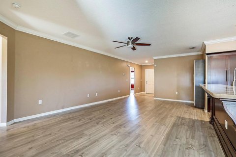 Villa ou maison à vendre à Port St. Lucie, Floride: 4 chambres, 174.1 m2 № 2087529 - photo 5