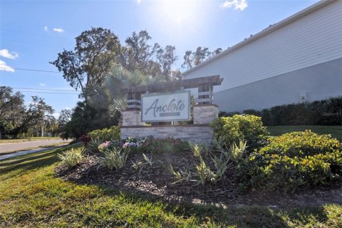 Touwnhouse à vendre à Holiday, Floride: 3 chambres, 133.78 m2 № 2122299 - photo 29