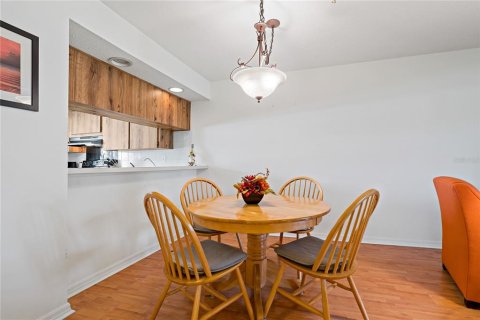 Copropriété à vendre à Oldsmar, Floride: 2 chambres, 101.64 m2 № 1761928 - photo 7
