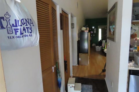 Condo in Largo, Florida, 2 bedrooms  № 1850939 - photo 5