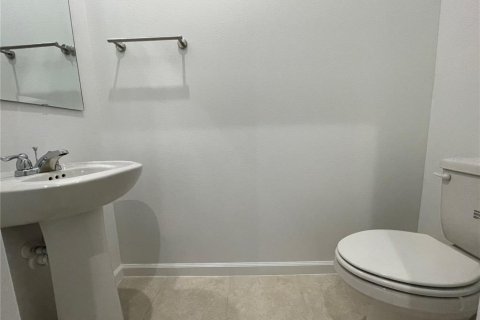 Adosado en alquiler en Orlando, Florida, 4 dormitorios, 155.89 m2 № 1915957 - foto 10