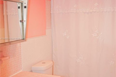 Condominio en venta en Miami, Florida, 2 dormitorios, 83.89 m2 № 1932954 - foto 20