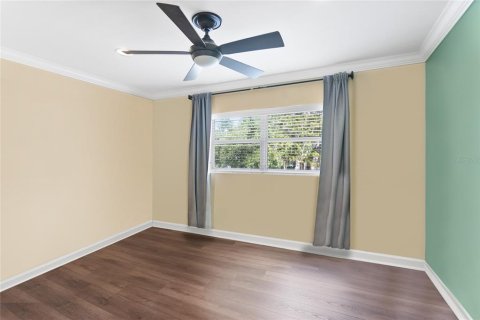 House in Winter Garden, Florida 5 bedrooms, 292.83 sq.m. № 1279892 - photo 20