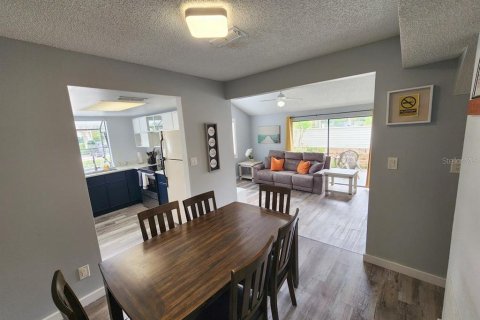 Condo in Kissimmee, Florida, 2 bedrooms  № 1838875 - photo 8