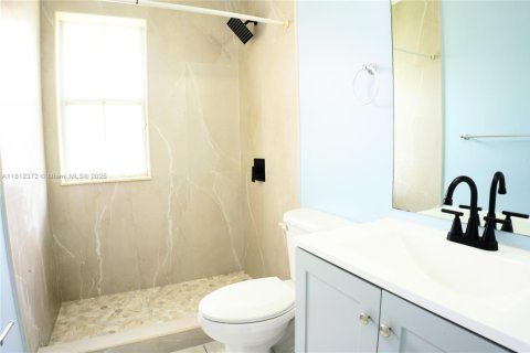 Townhouse in Miramar, Florida 3 bedrooms, 143.72 sq.m. № 1772393 - photo 26