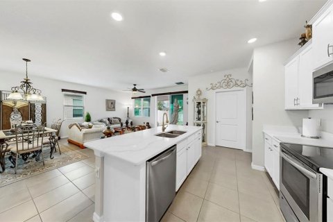 House in Spring Hill, Florida 2 bedrooms, 167.97 sq.m. № 1618084 - photo 24