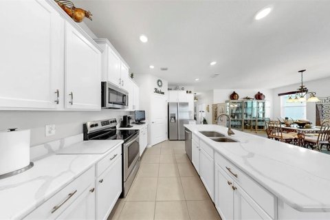 House in Spring Hill, Florida 2 bedrooms, 167.97 sq.m. № 1618084 - photo 27