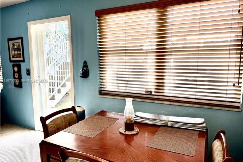 Condominio en venta en Hollywood, Florida, 2 dormitorios, 78.97 m2 № 2033430 - foto 10