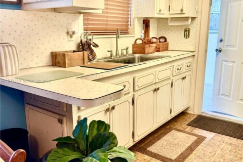 Condominio en venta en Hollywood, Florida, 2 dormitorios, 78.97 m2 № 2033430 - foto 20