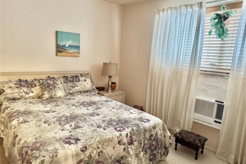 Condominio en venta en Hollywood, Florida, 2 dormitorios, 78.97 m2 № 2033430 - foto 14
