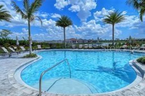 Villa ou maison à louer à Bradenton, Floride: 3 chambres, 178.84 m2 № 2400400 - photo 5