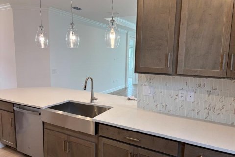 Villa ou maison à louer à Bradenton, Floride: 3 chambres, 178.84 m2 № 2400400 - photo 24