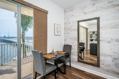Condominio en venta en Saint Petersburg, Florida, 1 dormitorio, 47.01 m2 № 2221688 - foto 18